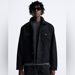 Zara Black denim jacket sherpa lined size small